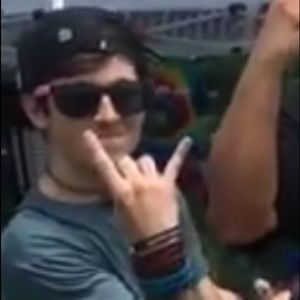 Meet your Posher, Seth